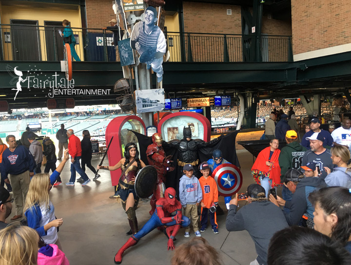 Strolling Character Performers for Events in Michigan and Illinois