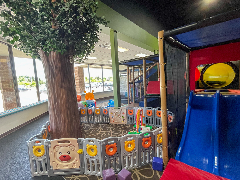 Photo Gallery of our indoor playground and pizza cafe in clarkston michigan